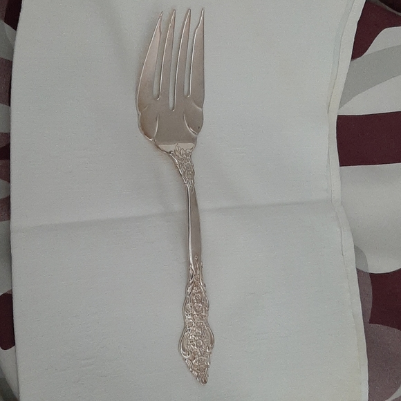 1971 Renaissance (1847 Rogers Bros) Meat Fork - Picture 1 of 4